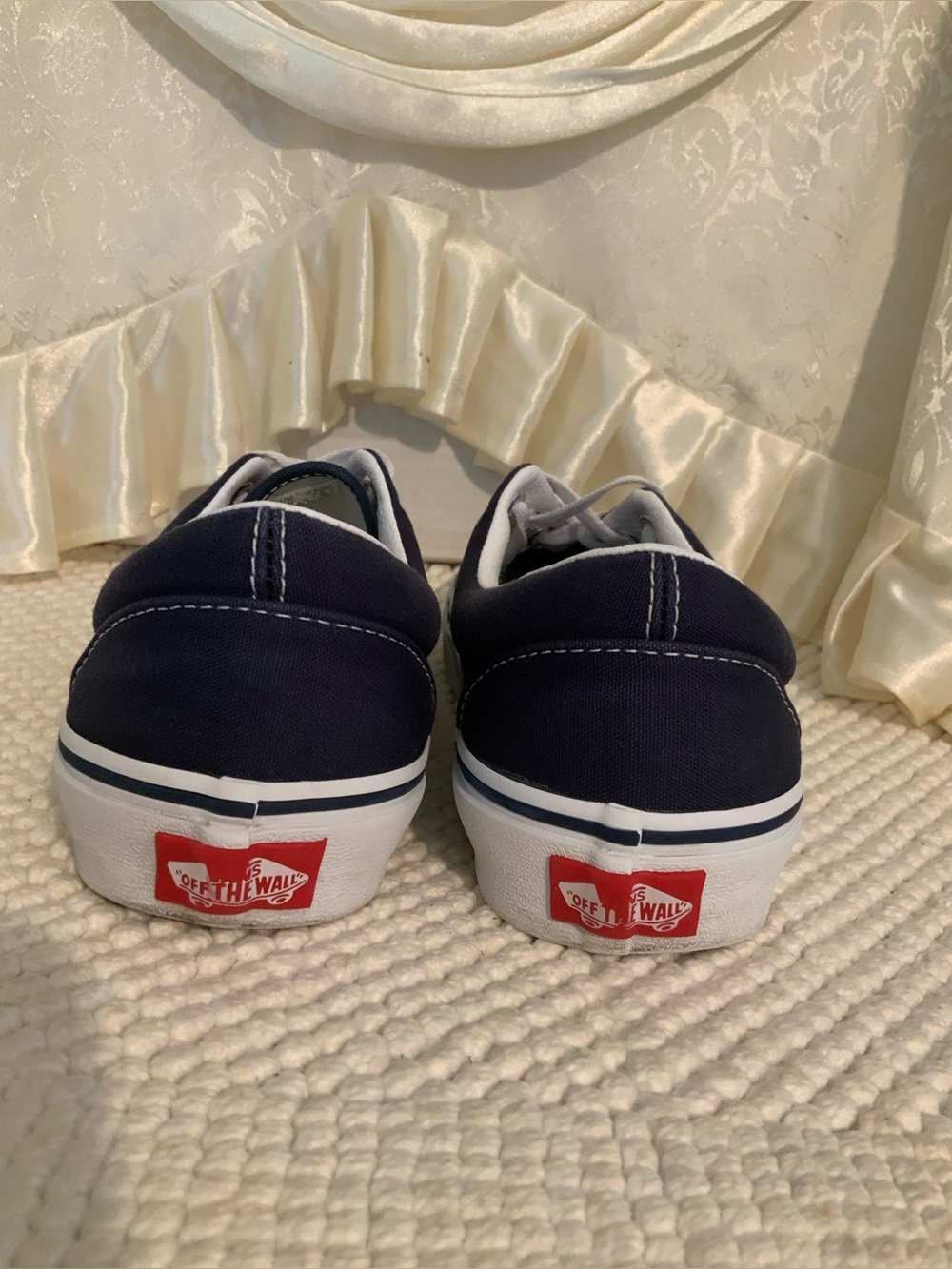 VANS - Picture 6 of 12